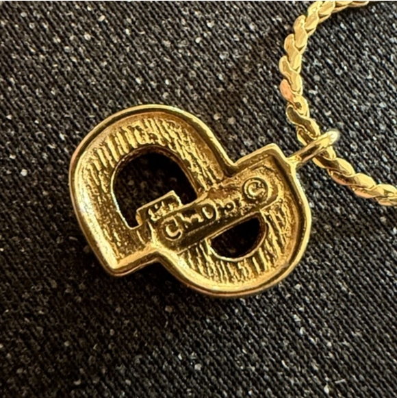 Dior Gold Interlocking Necklace - Picture 3 of 11
